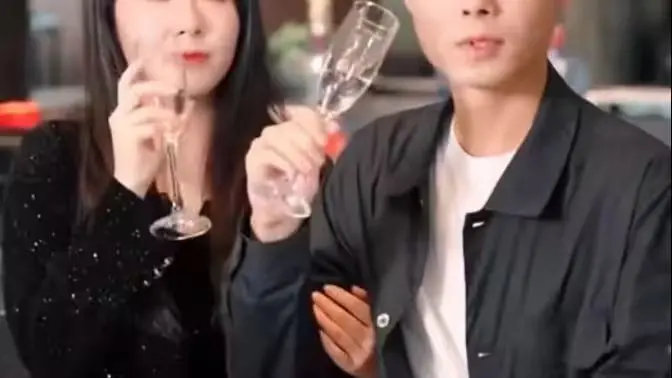 《晚风倾情旧人归》：一场关于错过与重逢的爱情絮语，在晚风中找寻逝去的青春